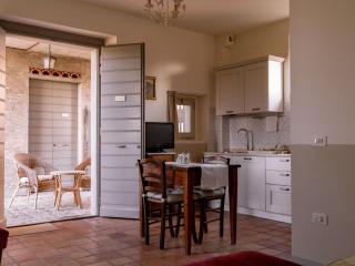 Apartment Studio-Apartment mit Garten- Grill- Pool und Aussicht by Interhome - 9