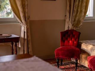 Apartment Studio-Apartment mit Sommerpool- Garten und Aussicht by Interhome - 3