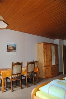 Apartment Ländliche Ferienwohnung in beliebtem Gästehaus by Interhome - 6