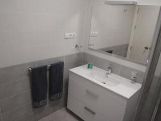 Apartment Schöne Wohnung mit Sonnenterrasse und Meerblick by Interhome - 4