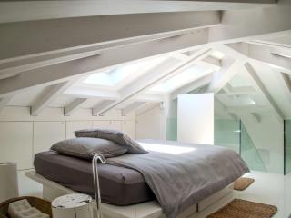 Holiday Home Elegante Villa am Strand- Jacuzzi und Garten by Interhome - 4