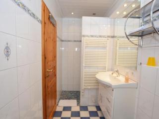 Holiday Home Haushälfte Lütt Holland in Büsum by Interhome - 2