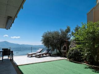 Apartment Mantegna - garten mit seeblick und schwimmbad by Interhome - 9