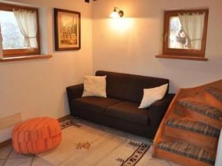 Holiday Home Romantisches Chalet in den Wiesen der Dolomiten by Interhome - 4