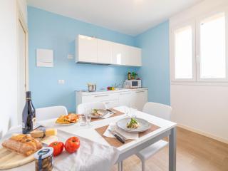 Apartment Wohnung mit Balkon by Interhome - 2