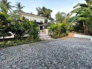 House with Pool up to 10 pax in Maribojoc, Bohol - 9