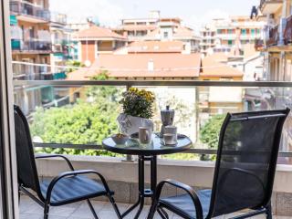 Apartment Sirio mit Gemeinschaftspool und 200 m vom Meer entfernt by Interhome - 0