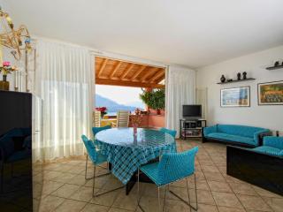 Apartment Türkisfarbenes Haus mit fantastischer Aussicht by Interhome - 6