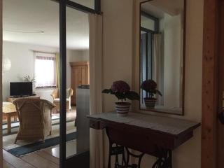 Apartment Landlust- Stadtnah - Fewo im ehemaligem Bauernhaus mit Sauna- Kaminofen und gr by Interhome - 6