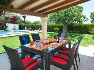 Holiday Home Schönes Ferienhaus in Alcúdia mit Großem Pool by Interhome - 1