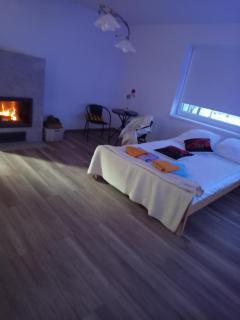 Zaciszny zakątek pod Różą - 8