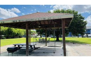 Regency Inn & Suites Houston East I 10 - 8