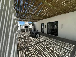 White House Cottage - 1