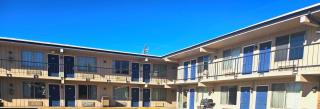 Home Away Inn - 9