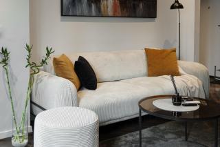 Skyline Escape - Your Central, Cozy & Luxury Home - 9