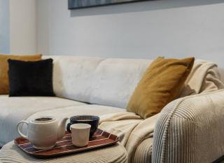 Skyline Escape - Your Central, Cozy & Luxury Home - 1