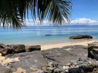 Ecolodge Libertalia Nosy Komba- Villa privee avec plage et vues panoramiques, services inclus, excursions tropicales - 2