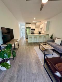 Lighthouse Manor Modern 1 Bedroom Townhome near Macabuca - 7