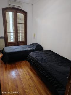 Departamento amplio, completo y luminoso - 1