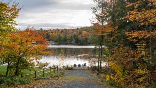 Luxe Lakefront Paradise! King Beds, Private Dock, Gourmet Kitchen, Theatre and Game Room! - 0