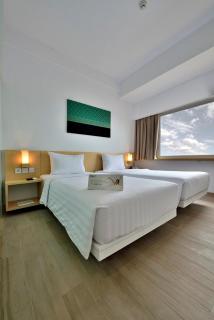 Whiz Prime Hotel Sudirman Pekanbaru - 5