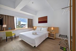 Whiz Prime Hotel Sudirman Pekanbaru - 7