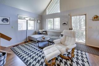 Outdoor Adventure Hub! Munds Park Cabin with Decks - 4