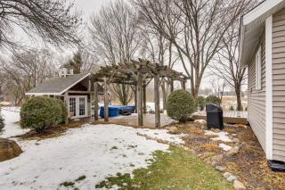Getaway with Private Acreage in the Minneapolis Area - 9