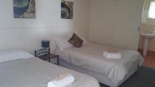 Blue Heron Boutique Motel - 9