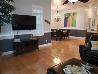 Spacious 4BR, 3BA home on South Padre Island, perfect for family getaways! - 4