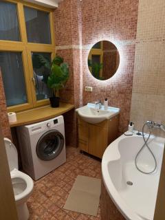 URBAN JUNGLE apartment 2-bedroom apartment old town Air Conditioned - 5