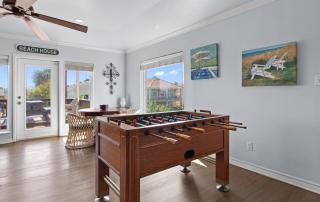 Spacious 5BR home in South Padre Island, perfect for family getaways. - 4