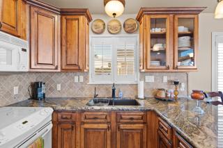 Charming 2-bedroom home in Port Isabel, perfect for a relaxing getaway. - 4