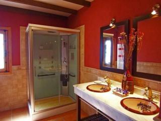 Holiday Home Gemütliches Haus in Anlage mit Schwimmbad in Válor by Interhome - 3