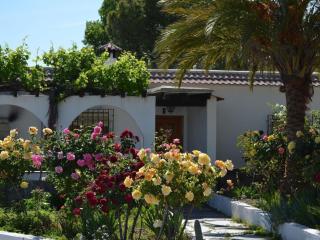 Holiday Home Gemütliches Haus in Anlage mit Schwimmbad in Válor by Interhome - 4