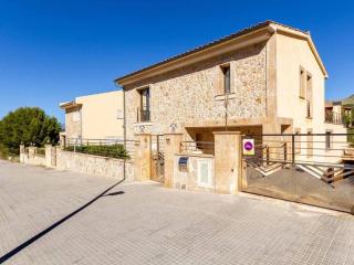 Holiday Home Schöne Villa im Zentrum von Cala Sant Vicenç by Interhome - 9
