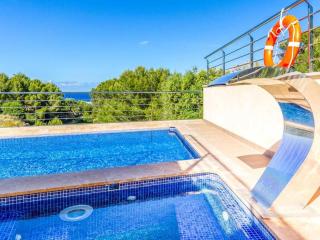 Holiday Home Schöne Villa im Zentrum von Cala Sant Vicenç by Interhome - 7