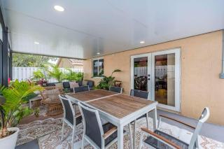Designer Stylish Villa by Sawgrass with Hot Tub and Arcade Games - 6