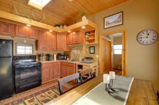 Red Lodge Retreat with Hot Tub 3 Blocks to Downtown - 3