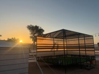 نسائم الشرق - 2