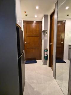 Babu's Bubble Balcony Studio at Casa Mira Mandaue - 8