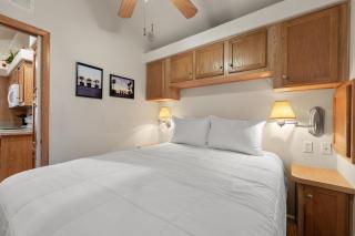 Cozy 1 bed retreat in Port Isabel, perfect for a getaway. - 1