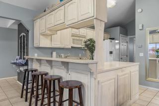 Cozy 2BR cottage in Port Isabel, perfect for families and pets! #1 - 1