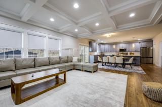 5 Mi to Quantico 4,300-Sq-Ft Home with Game Room! - 4