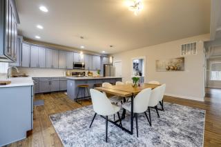 5 Mi to Quantico 4,300-Sq-Ft Home with Game Room! - 2