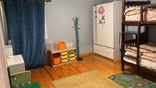 Sunny & Spacious in prime location - 2