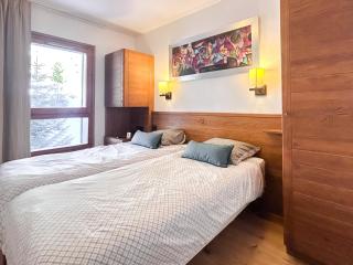 2 Bed Ski in and Ski out Luxury Apt in 5 star Residence - 6
