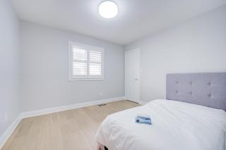 Vantage stay Stouffville 4BR Bright Home - 6