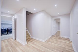 Vantage stay Stouffville 4BR Bright Home - 1