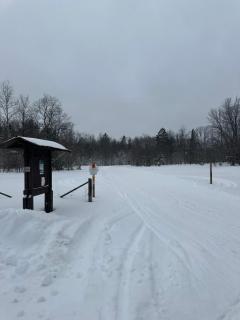 CabinSnowmobile TrailsIce FishingFireplace - 4